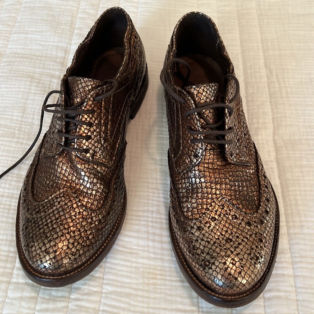 Italian bronze leather oxfords size 6